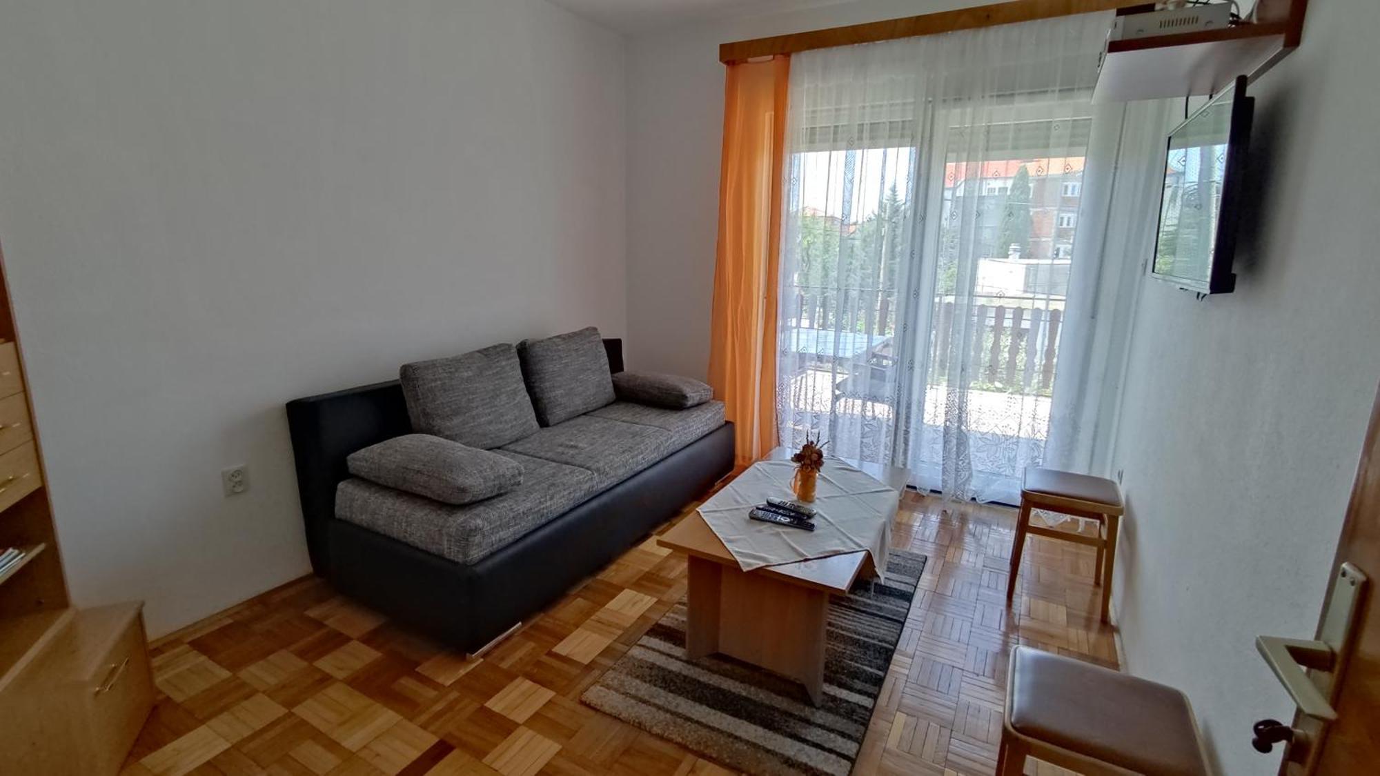 Apartment Marija Selce Exterior photo